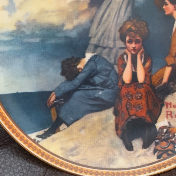 Norman Rockwell Waiting on the Shore Limited Edition Collector’s Plate - Picture 4 of 5